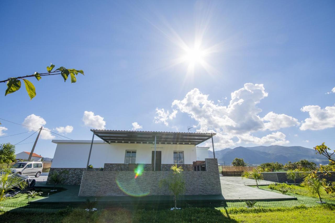 Cubo'S Finca La Higuera อาเลาริน เดลา ตอร์เร ภายนอก รูปภาพ